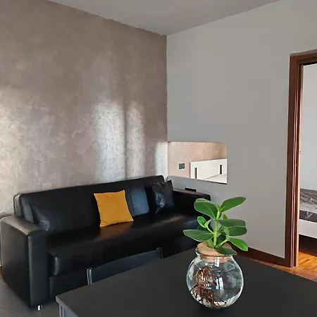 Terrazzo Di Bicocca M5 Niguarda M3 Zara & Garibaldi Station Apartmán Milán