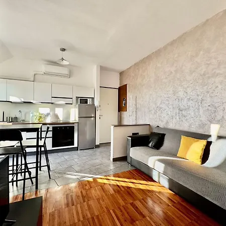 Terrazzo Di Bicocca Niguarda M5 M3 Ice Park & Garibadi Station شقة ميلان