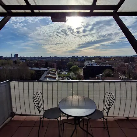 Terrazzo Bicocca M5 Niguarda Apartment