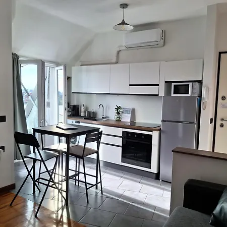 Apartament Terrazzo Di Bicocca M5 Niguarda M3 Zara & Garibaldi Station *
